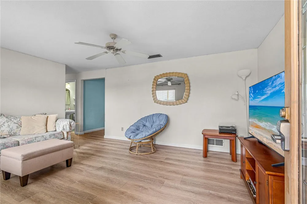 2955 CARRIAGE DRIVE South Daytona, FL 32119