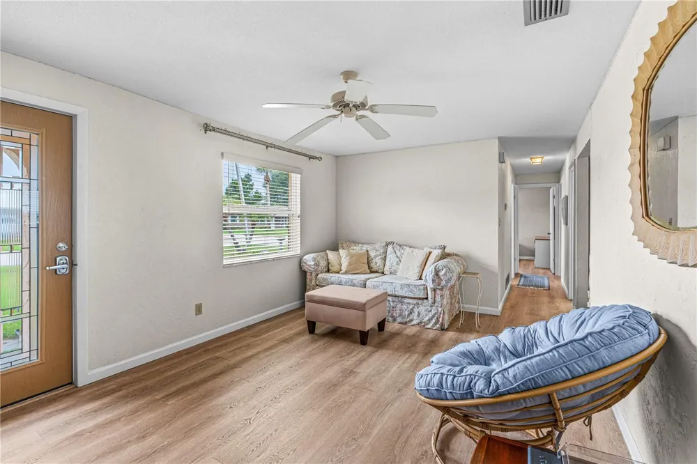 2955 CARRIAGE DRIVE South Daytona, FL 32119
