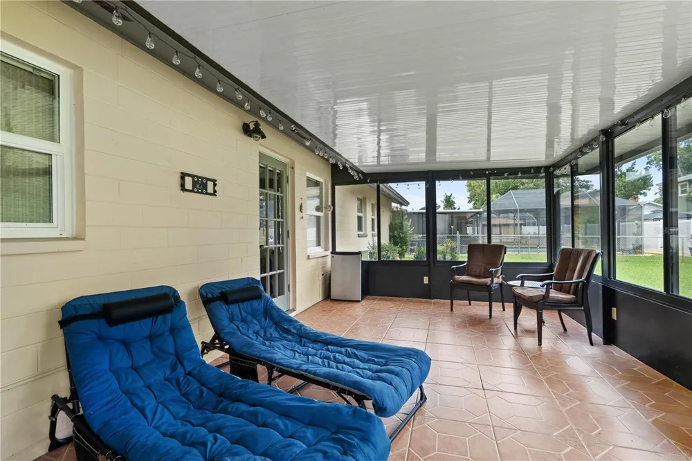 2955 CARRIAGE DRIVE South Daytona, FL 32119