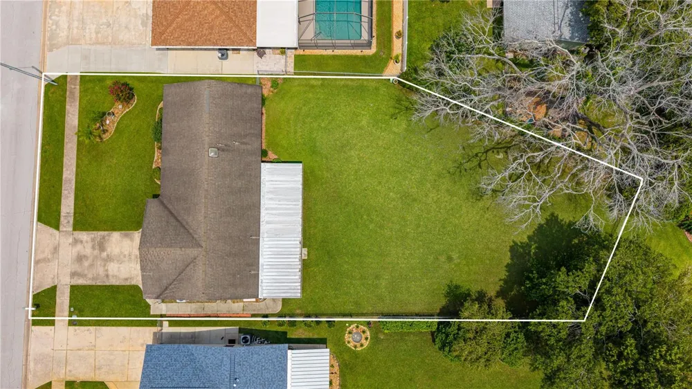 2955 CARRIAGE DRIVE South Daytona, FL 32119
