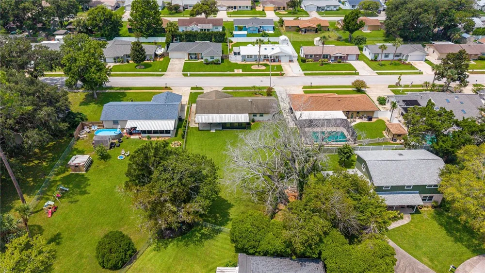 2955 CARRIAGE DRIVE South Daytona, FL 32119
