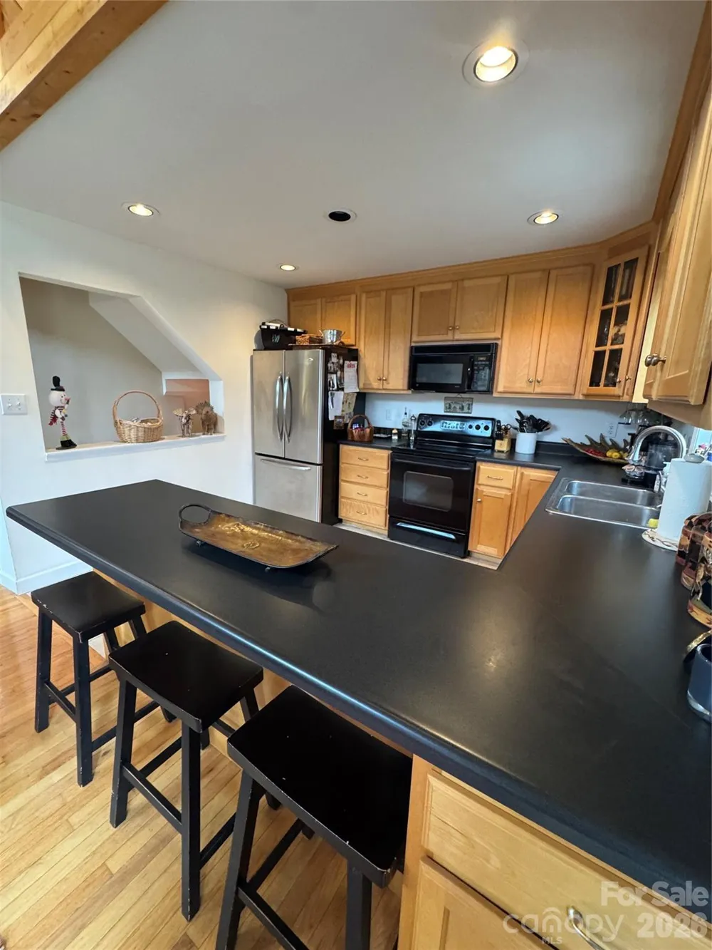 128 Hillcrest Road Newland, NC 28657