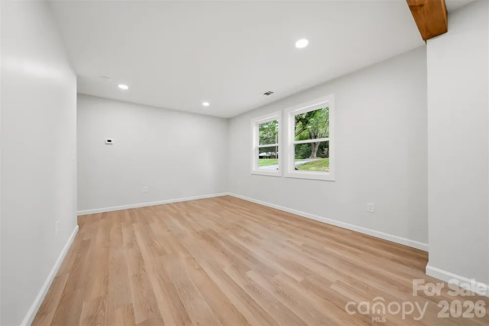 419 Rockyford Street Morganton, NC 28655