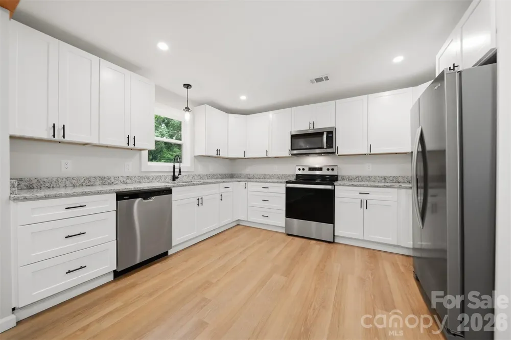 419 Rockyford Street Morganton, NC 28655