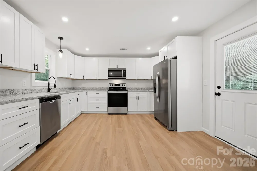 419 Rockyford Street Morganton, NC 28655