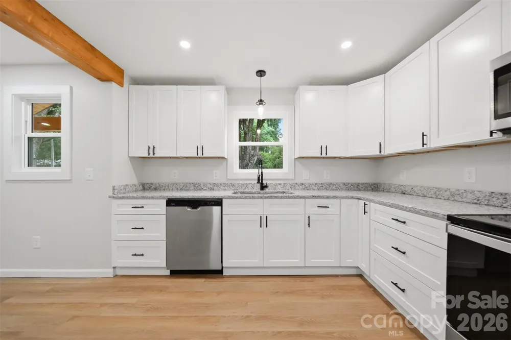 419 Rockyford Street Morganton, NC 28655