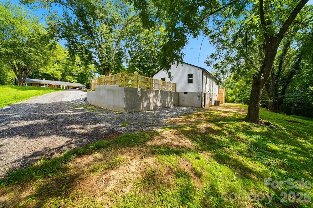 419 Rockyford Street Morganton, NC 28655
