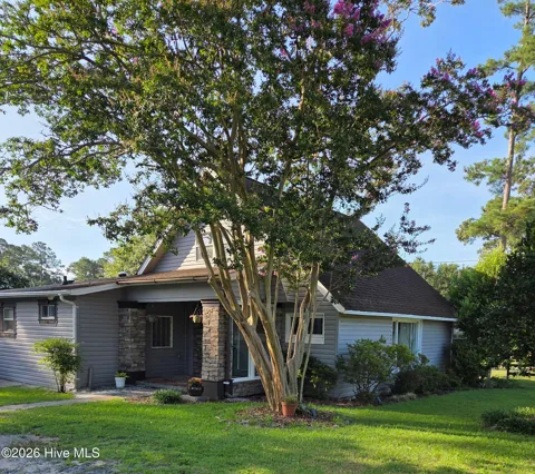 612 River Road