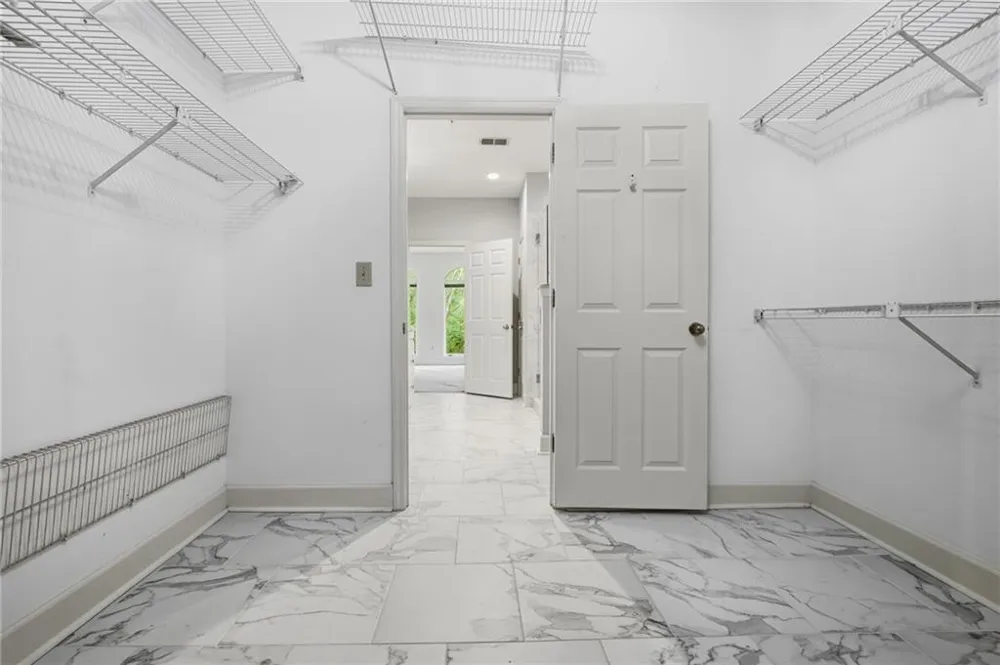 5350 Brooke Ridge Drive Dunwoody, GA 30338