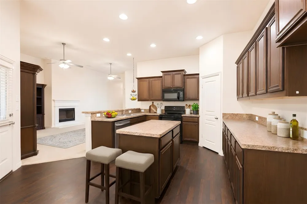 7420 Rose Crest Boulevard Forest Hill, TX 76140