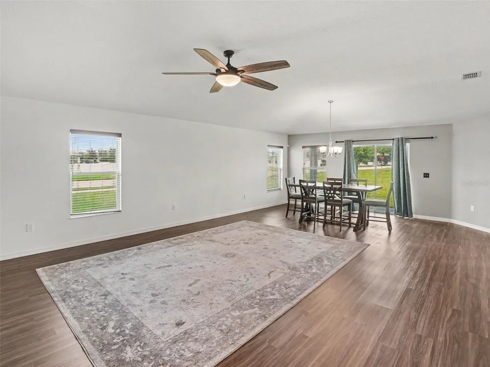 2488 BEGONIA STREET Mascotte, FL 34753