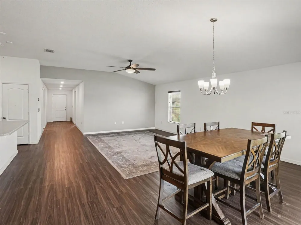 2488 BEGONIA STREET Mascotte, FL 34753