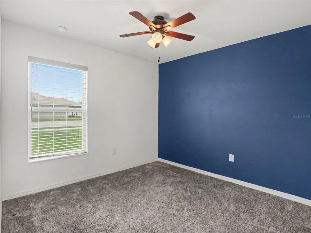 2488 BEGONIA STREET Mascotte, FL 34753