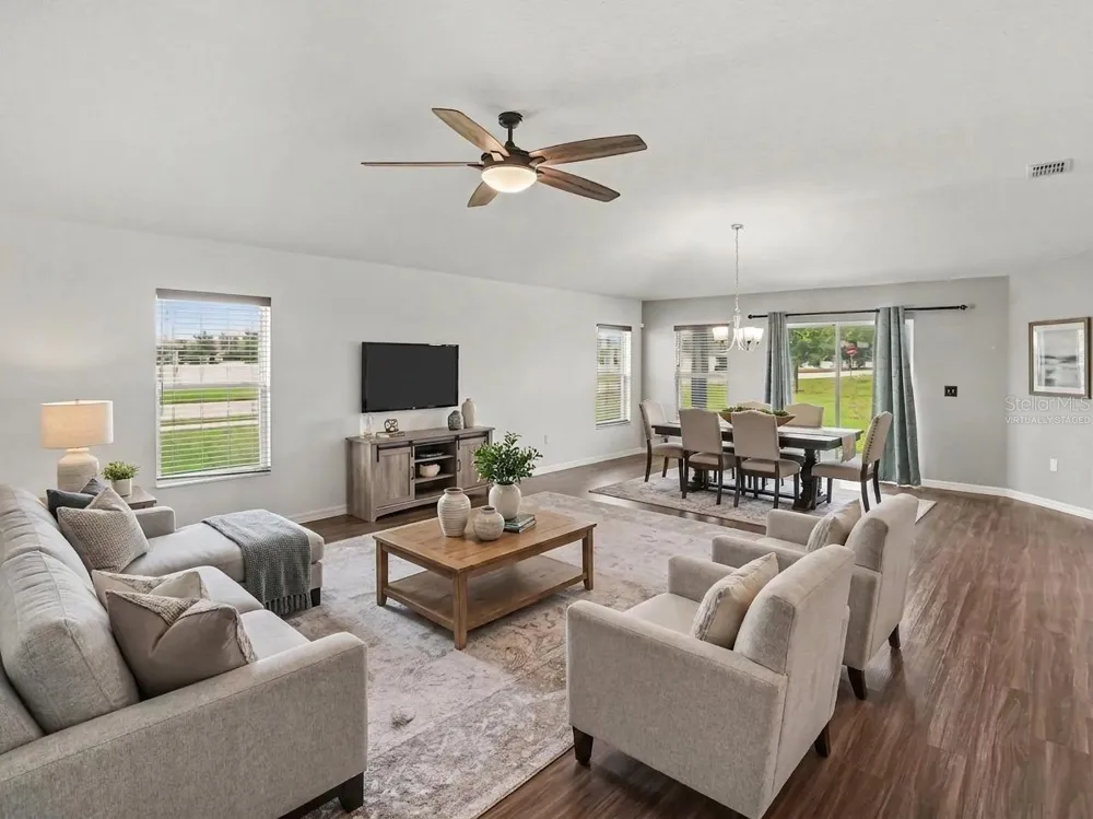 2488 BEGONIA STREET Mascotte, FL 34753