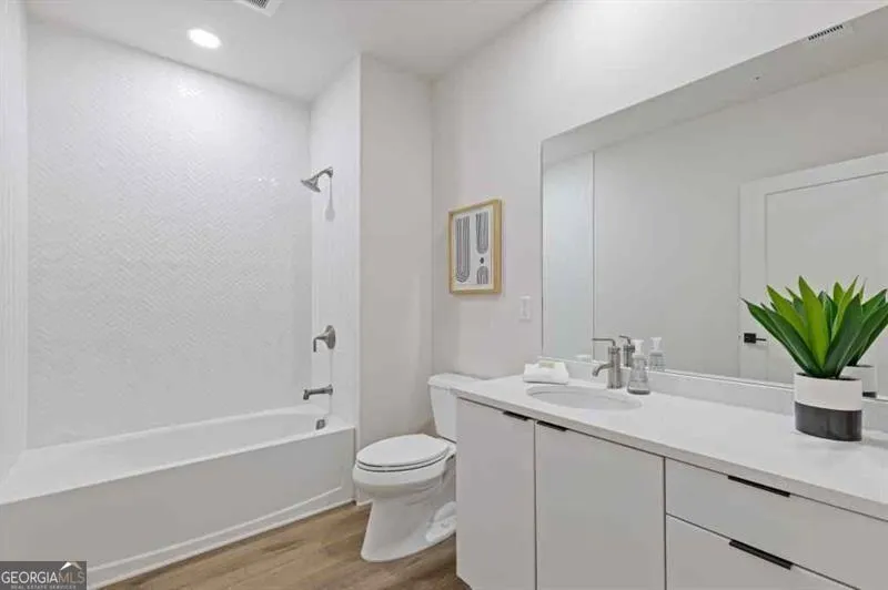 108 Park Place Unit 103 Decatur, GA 30030