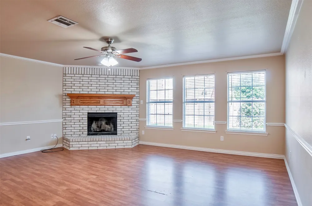 2056 Old Glory Lane Heartland, TX 75126