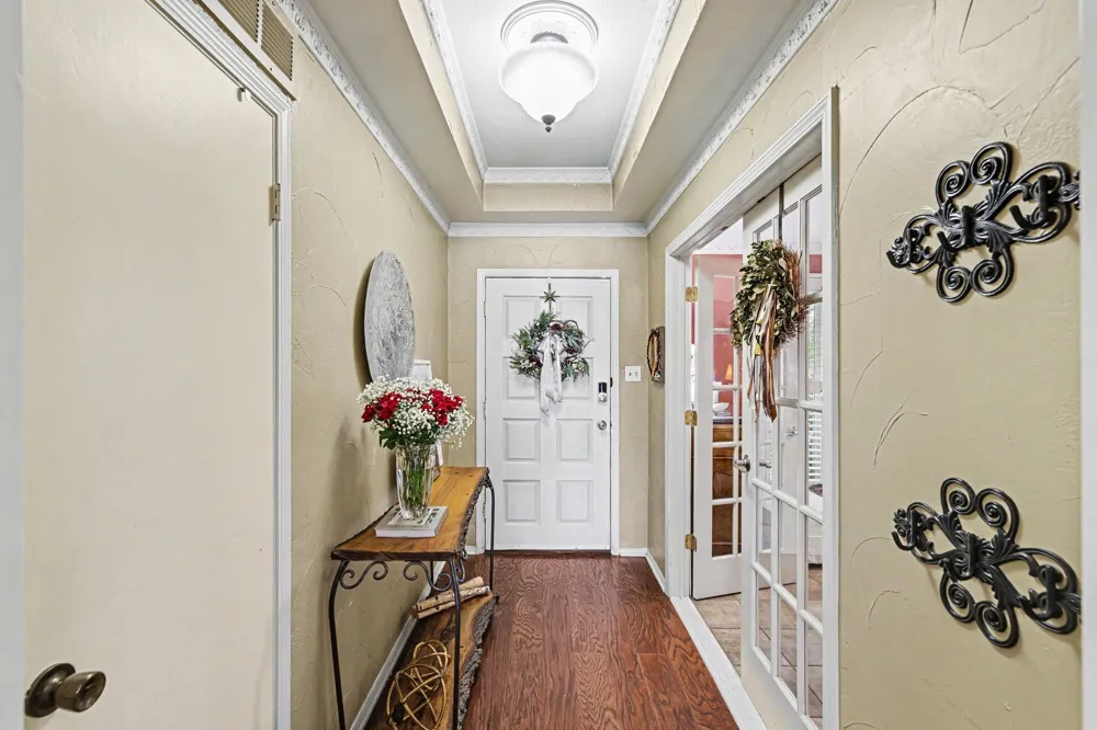 7441 Whispering Pines Drive Dallas, TX 75248