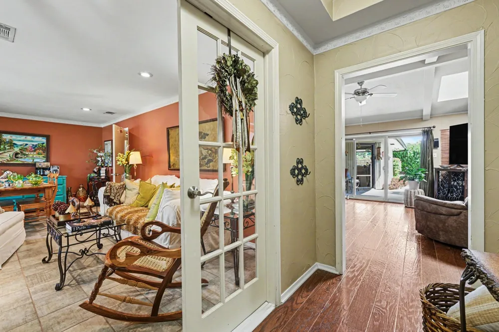 7441 Whispering Pines Drive Dallas, TX 75248