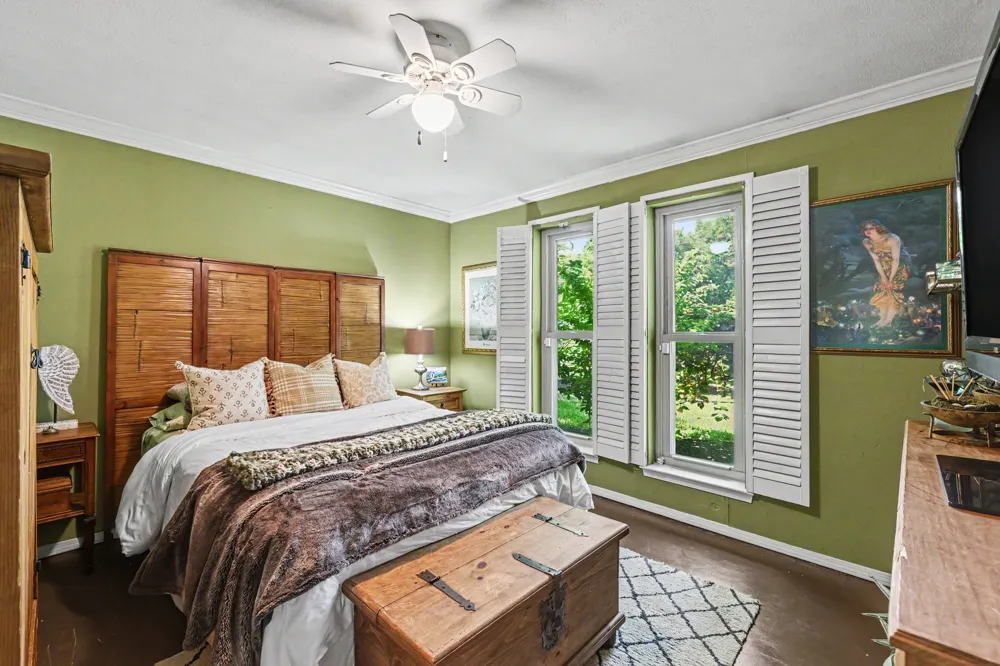7441 Whispering Pines Drive Dallas, TX 75248