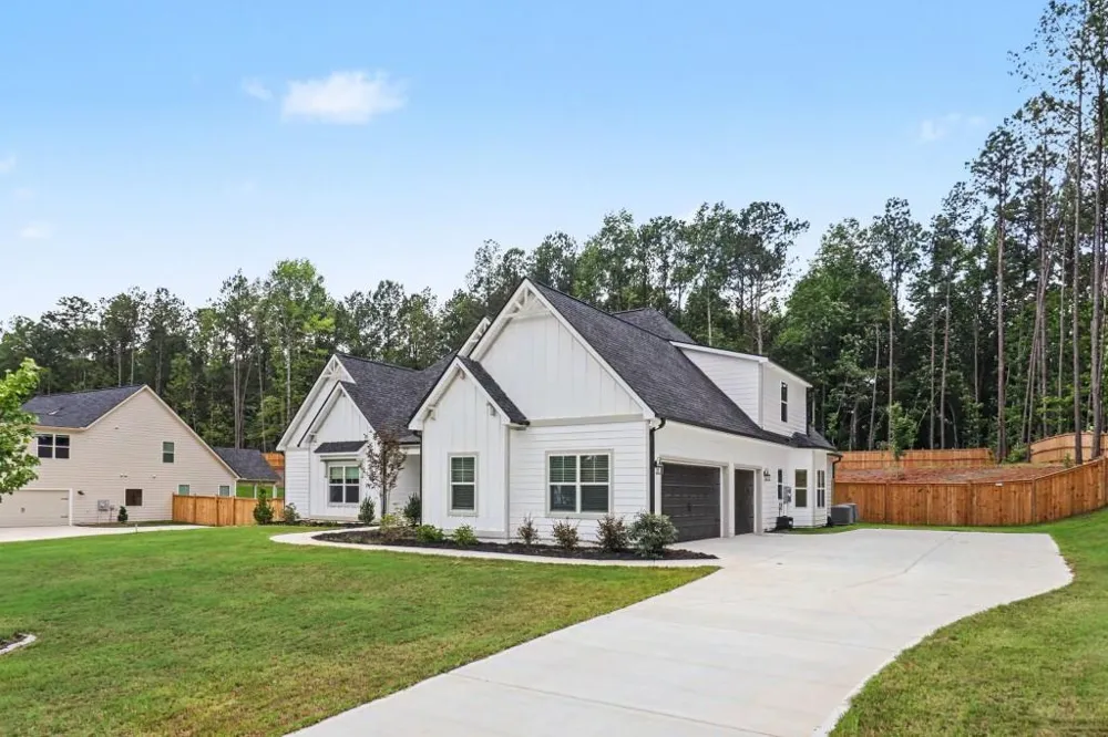 156 Belle Hall Drive Newnan, GA 30263