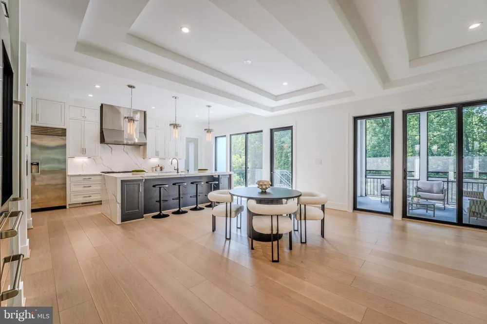 1434 WAGGAMAN CIRCLE Mclean, VA 22101