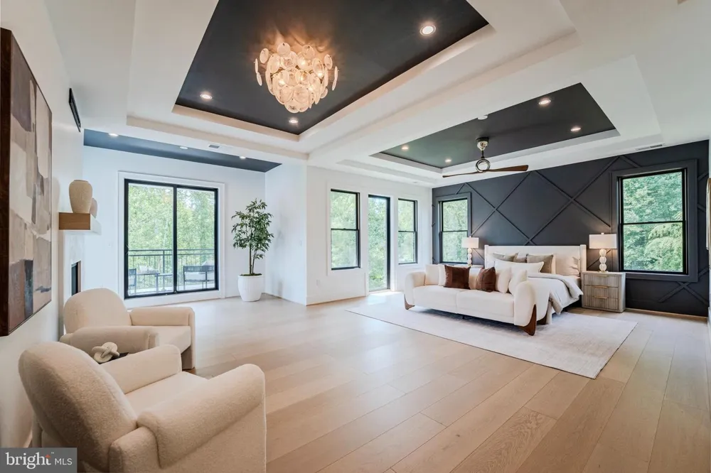 1434 WAGGAMAN CIRCLE Mclean, VA 22101