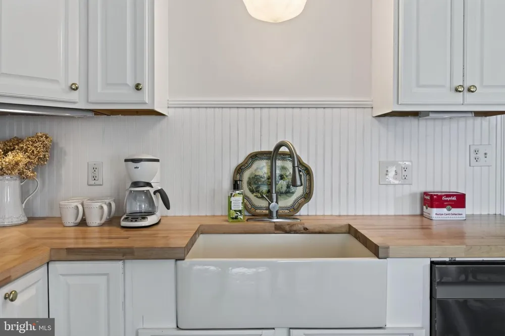 508 E MAIN STREET Berryville, VA 22611