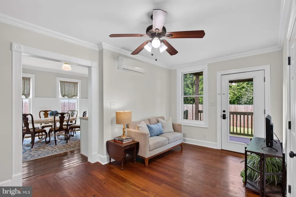 508 E MAIN STREET Berryville, VA 22611