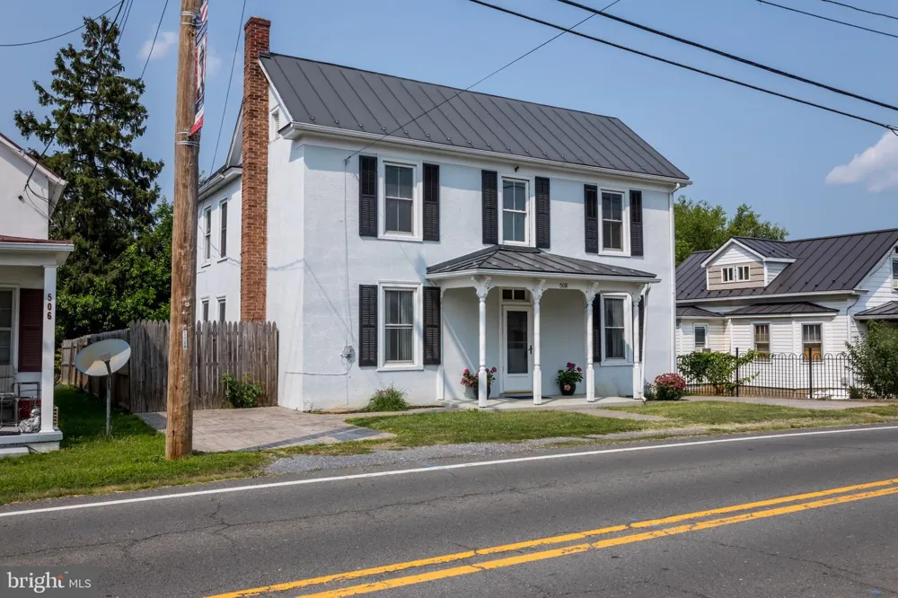 508 E MAIN STREET Berryville, VA 22611