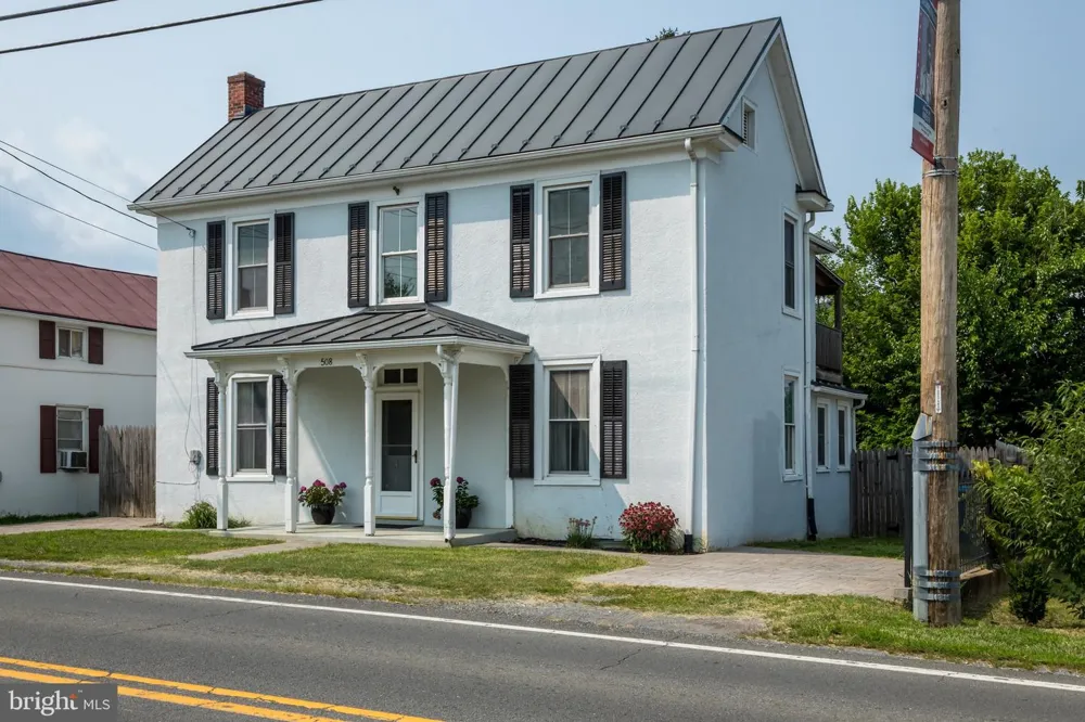 508 E MAIN STREET Berryville, VA 22611