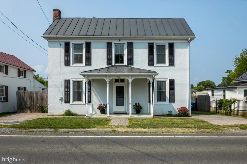 508 E MAIN STREET Berryville, VA 22611