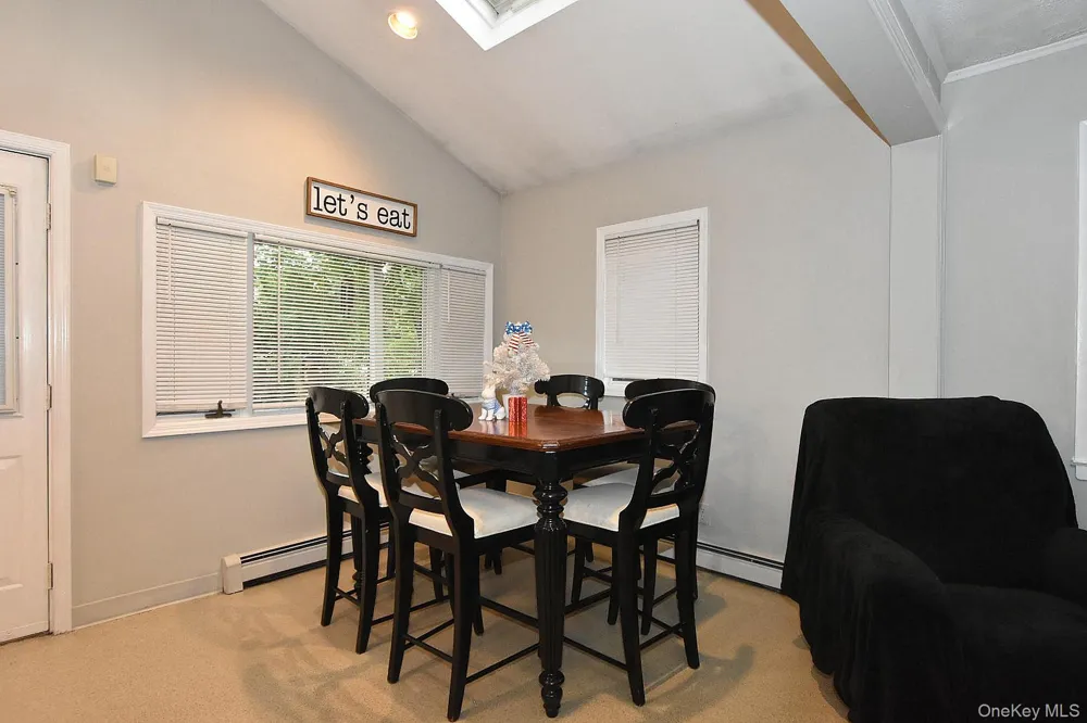 38 Balaton Avenue Ronkonkoma, NY 11779