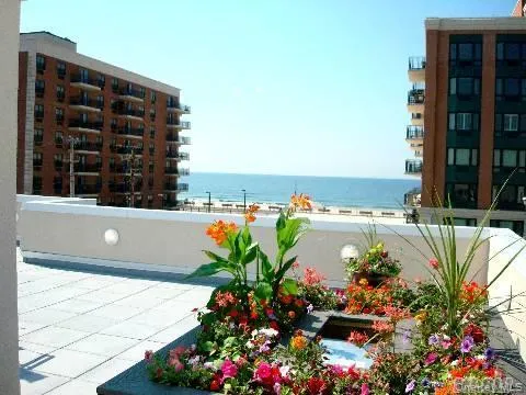 251 W Broadway #210 Long Beach, NY 11561
