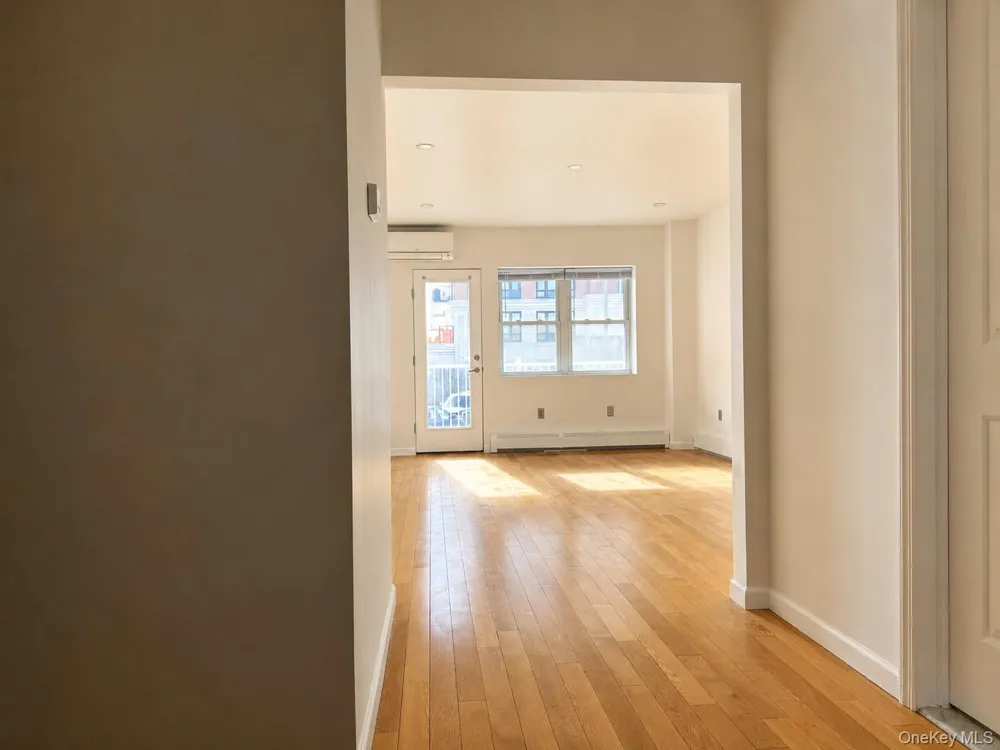 251 W Broadway #210 Long Beach, NY 11561