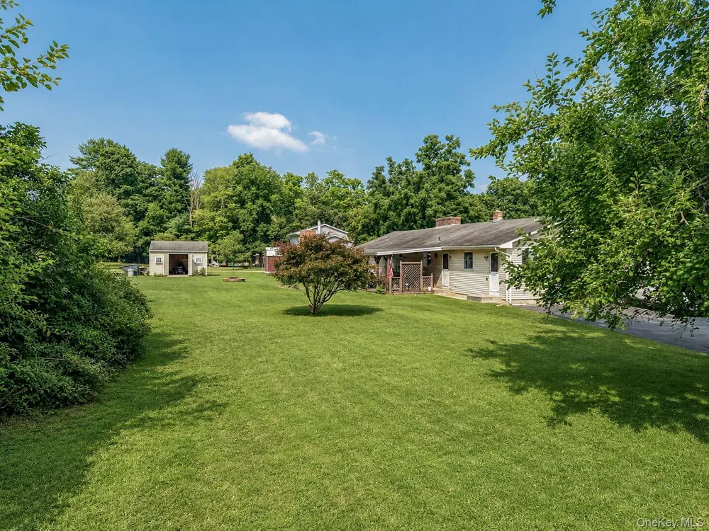 2 Schrempp Lane Pine Bush, NY 12566