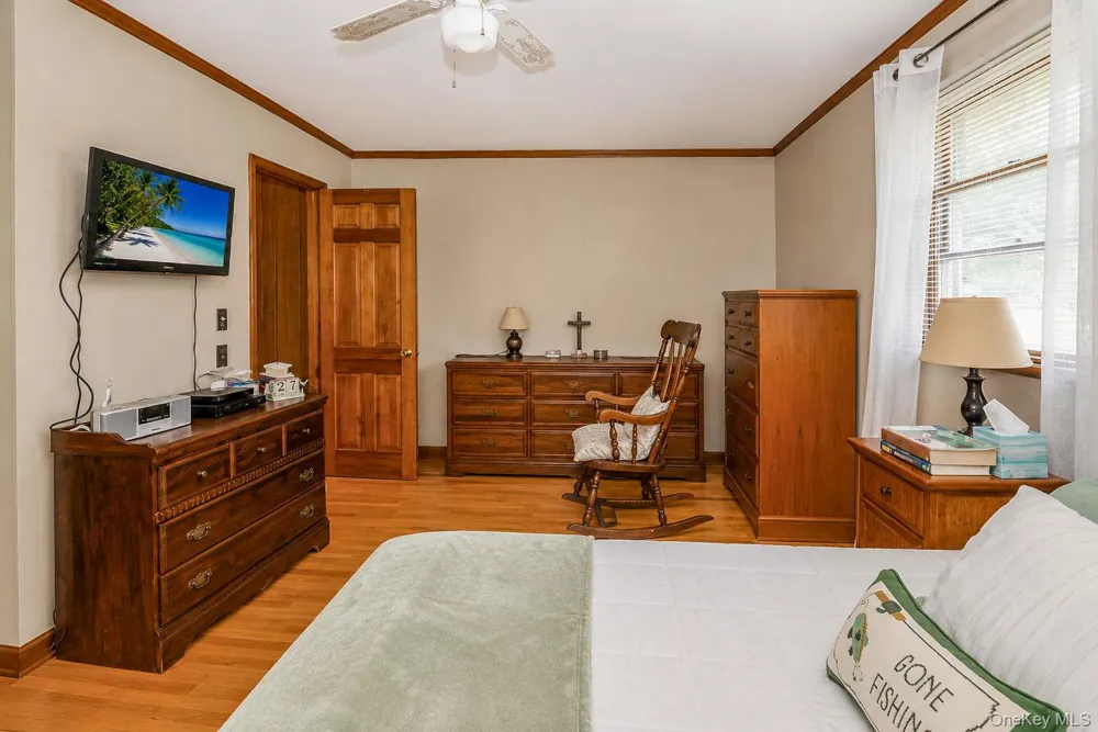 2 Schrempp Lane Pine Bush, NY 12566