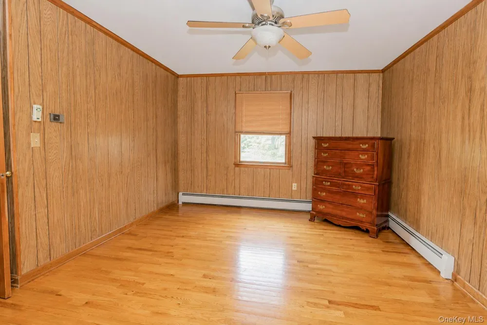 2 Schrempp Lane Pine Bush, NY 12566