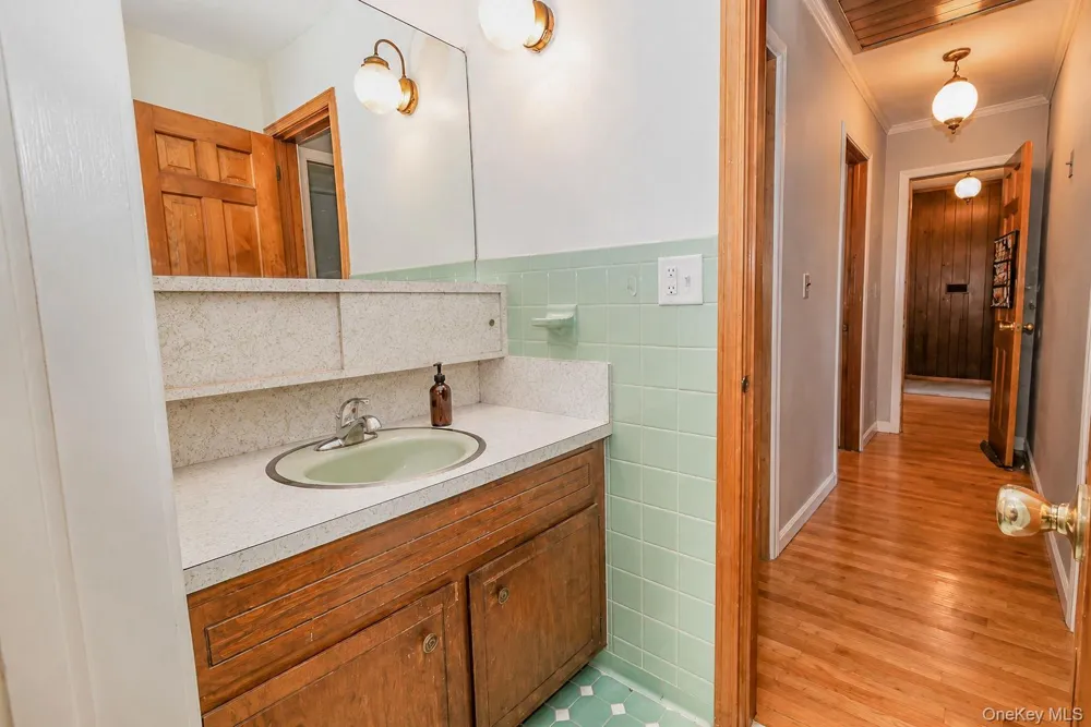 2 Schrempp Lane Pine Bush, NY 12566