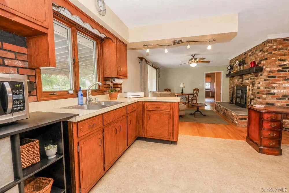 2 Schrempp Lane Pine Bush, NY 12566