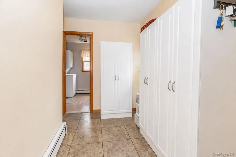 2 Schrempp Lane Pine Bush, NY 12566