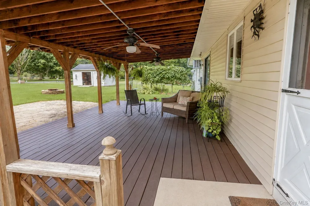 2 Schrempp Lane Pine Bush, NY 12566