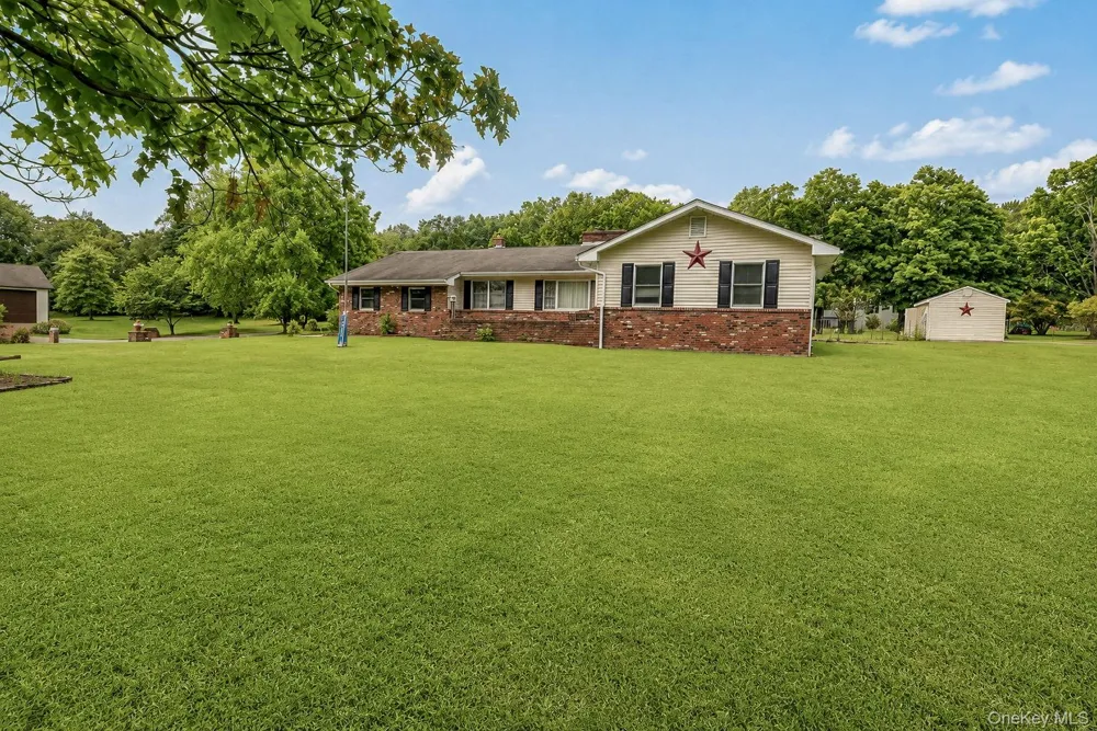2 Schrempp Lane Pine Bush, NY 12566