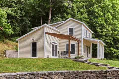 621 Milan Hollow Road