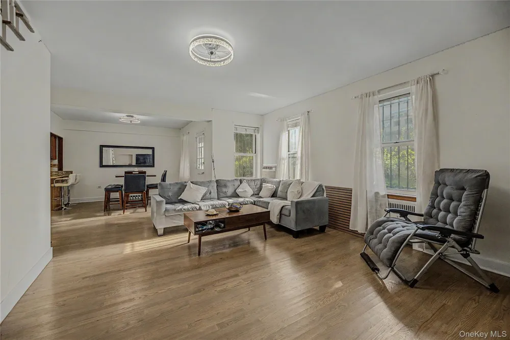 4971 Henry Hudson Parkway W #4971 Bronx, NY 10471