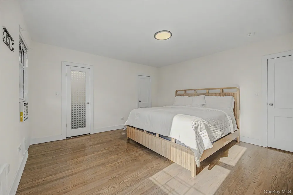 4971 Henry Hudson Parkway W #4971 Bronx, NY 10471