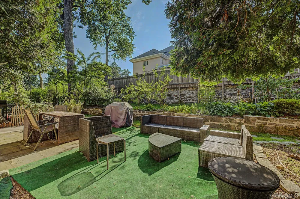 4971 Henry Hudson Parkway W #4971 Bronx, NY 10471