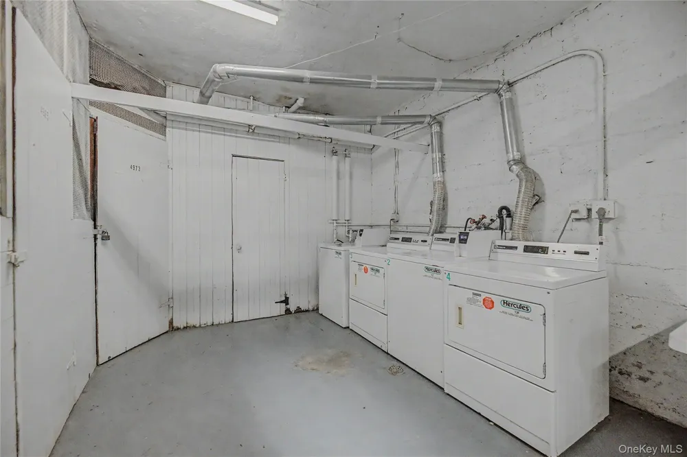 4971 Henry Hudson Parkway W #4971 Bronx, NY 10471