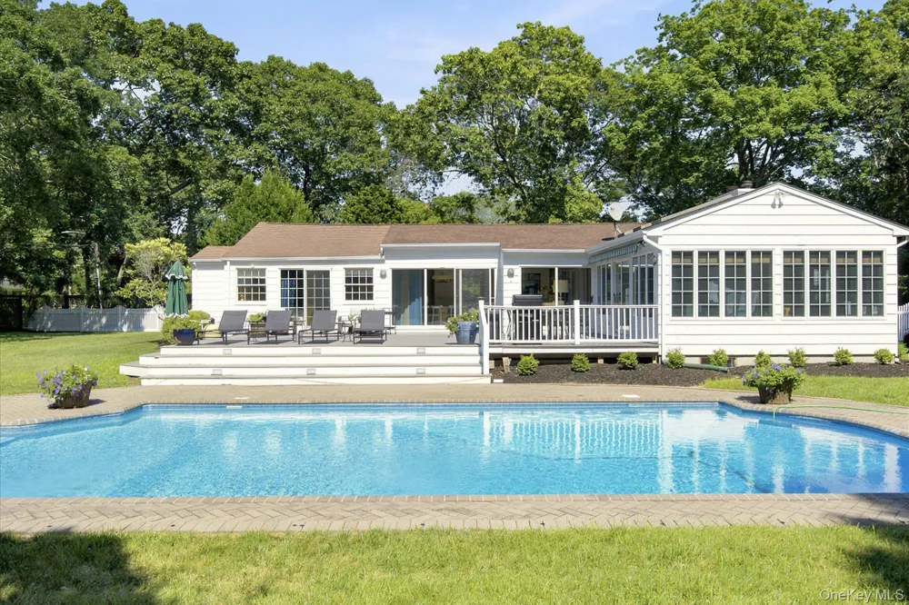 129 Oneck Lane Westhampton Beach, NY 11978