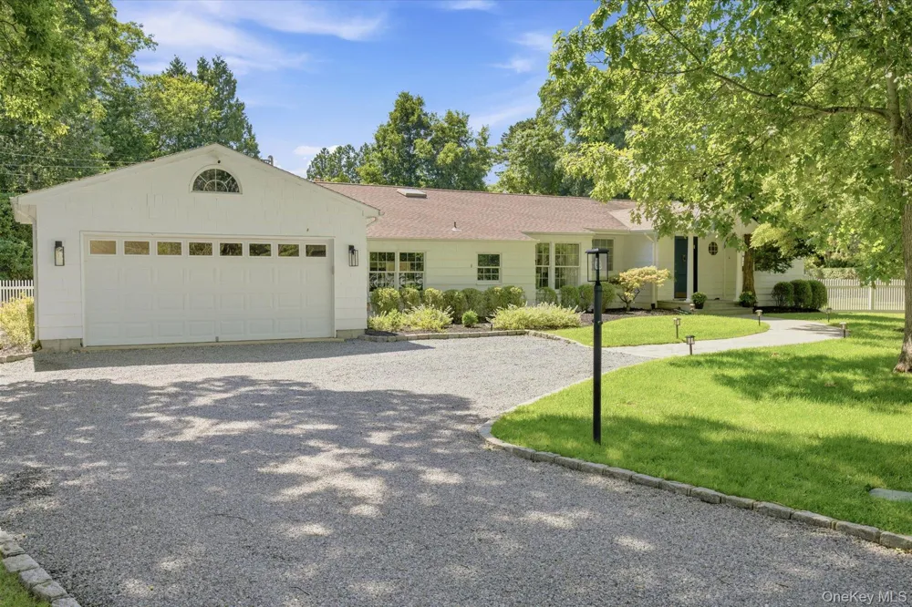 129 Oneck Lane Westhampton Beach, NY 11978