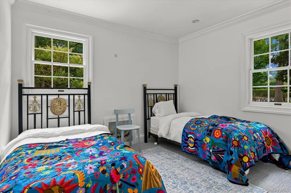 129 Oneck Lane Westhampton Beach, NY 11978
